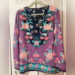 Tolani Collection Women's V-Neck Floral Printed Top Size Medium NWT
